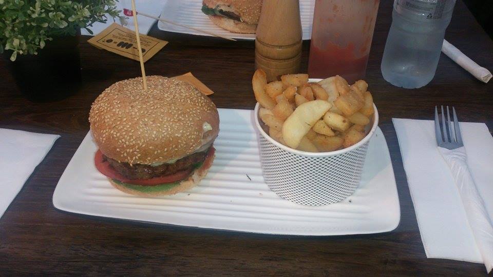 11016677_10153674712564778_1394115837_n