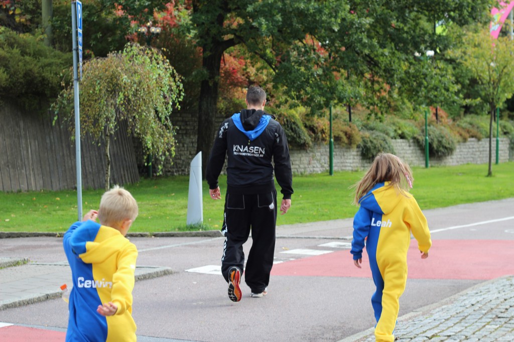 Josefine behöver aldrig vara rädd för att glömma våra namn :)