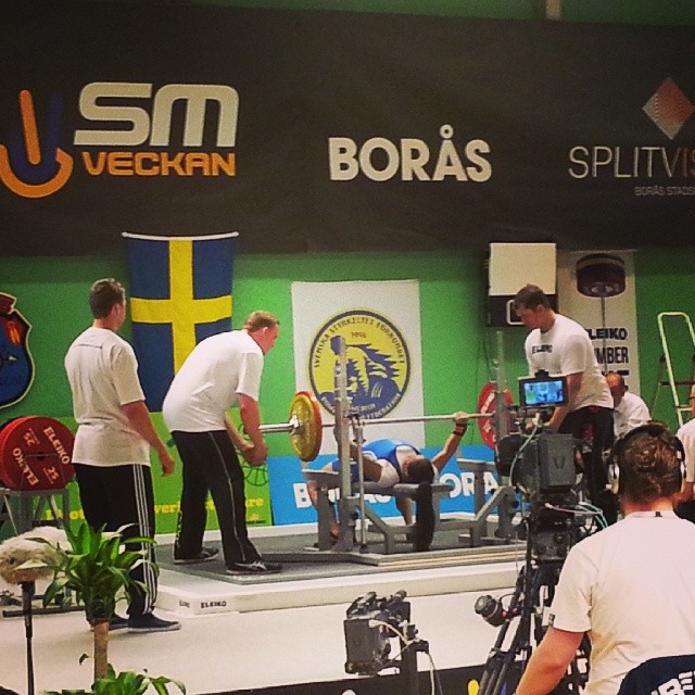 Jenny på ingågnsvikt 105kg.... Finner inga ord. WTF! :)