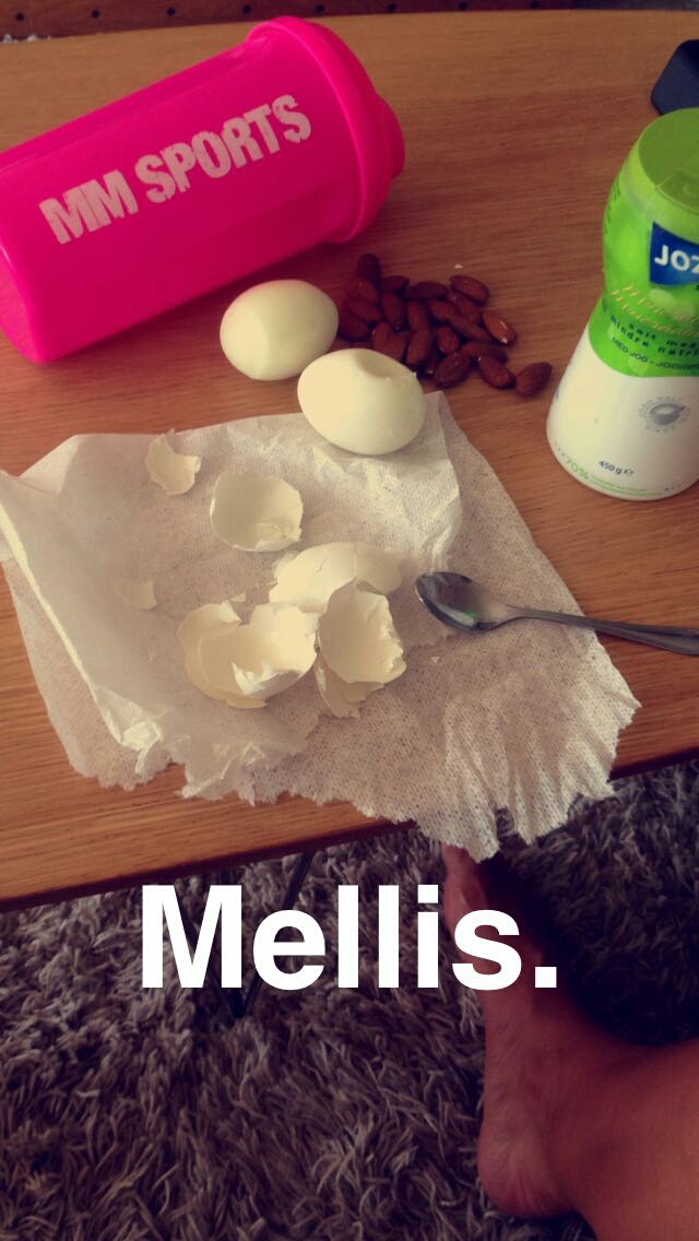 Snapchat--8410059639661231185